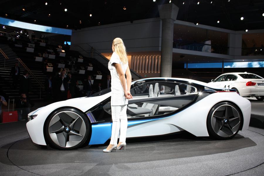  BMW Vision EfficientDynamics Concept 2009 года  (фото 115 из 206)